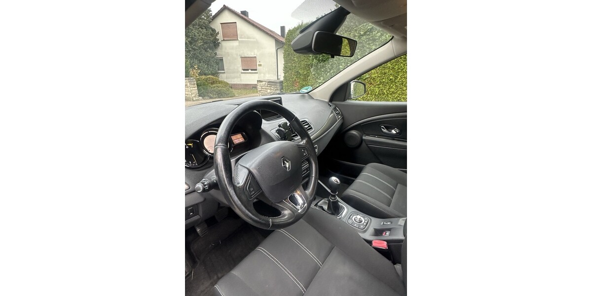 Renault Megane 137.000 km 5.300 € Kirchberg an der Murr 71737