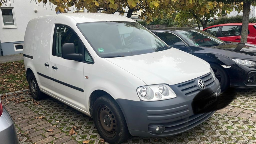 VW Caddy 145.000 km 5.950 &euro; Lauffen 74348
