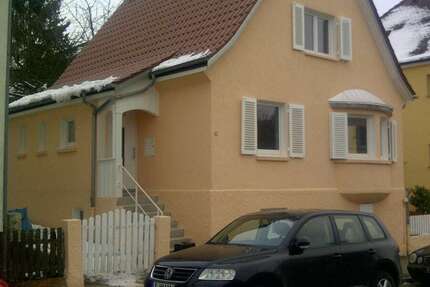 Haus Marbach am Neckar - 5 Zimmer, 100 m&sup2;, 1.500&euro; | Angebot:27321253