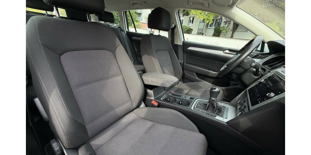 VW Passat Variant 2.0 TDI Comfortline Navi 137.000 km 14.990 &euro; Neckarsulm 74172