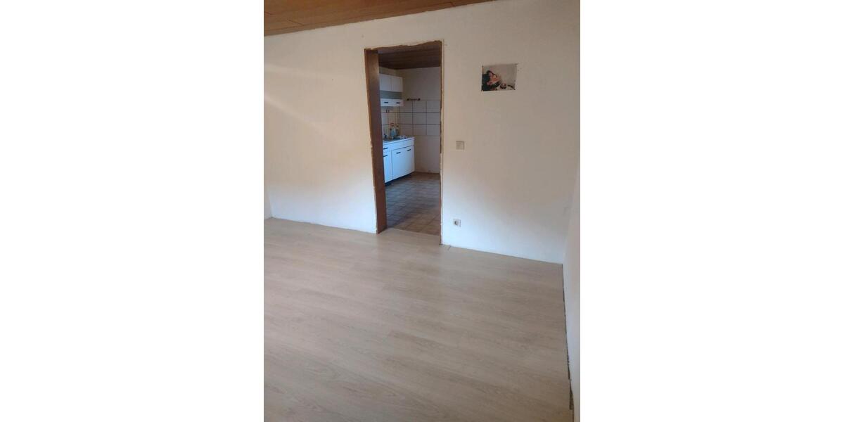 Erdgeschoßwohnung Großerlach - 3 Zimmer, 76 m&sup2;, 850&euro; | Angebot:26265559