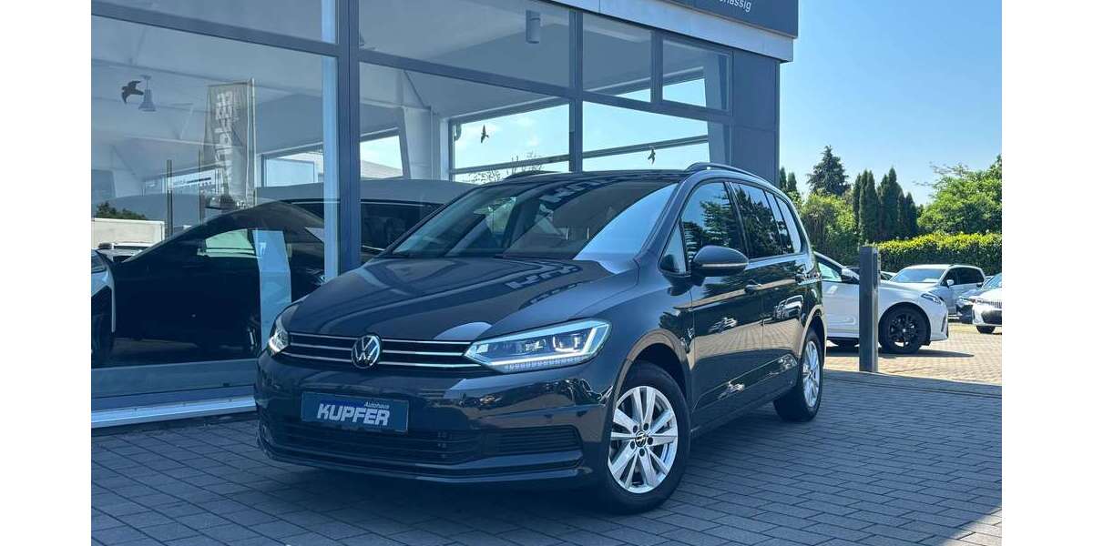 VW Touran 24.500 km 31.500 &euro; Vaihingen/Enz 71665