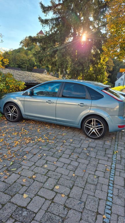 Ford Focus 170.500 km 2.600 € Bönnigheim 74357