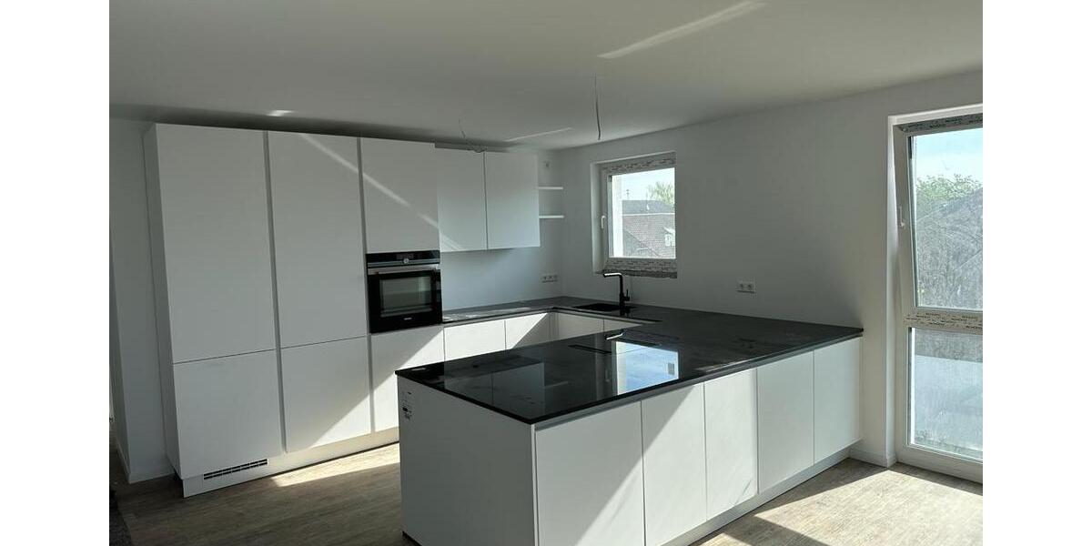 Dachgeschoßwohnung Freiberg am Neckar - 4.5 Zimmer, 98 m&sup2;, 1.480&euro; | Angebot:24818226