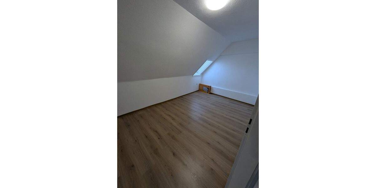 Etagenwohnung Stetten a. H. Schwaigern Stetten - 3 Zimmer, 90 m&sup2;, 550&euro; | Angebot:26587275