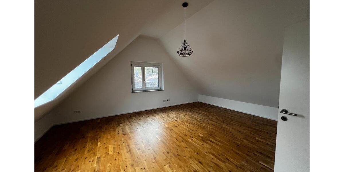 Maisonettenwohnung Cleebronn - 4 Zimmer, 140 m&sup2;, 620.000&euro; | Angebot:26063438