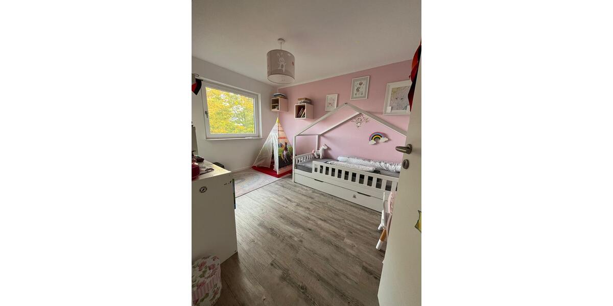 Reihenhaus Großbottwar - 4.5 Zimmer, 100 m&sup2;, 1.550&euro; | Angebot:24841453