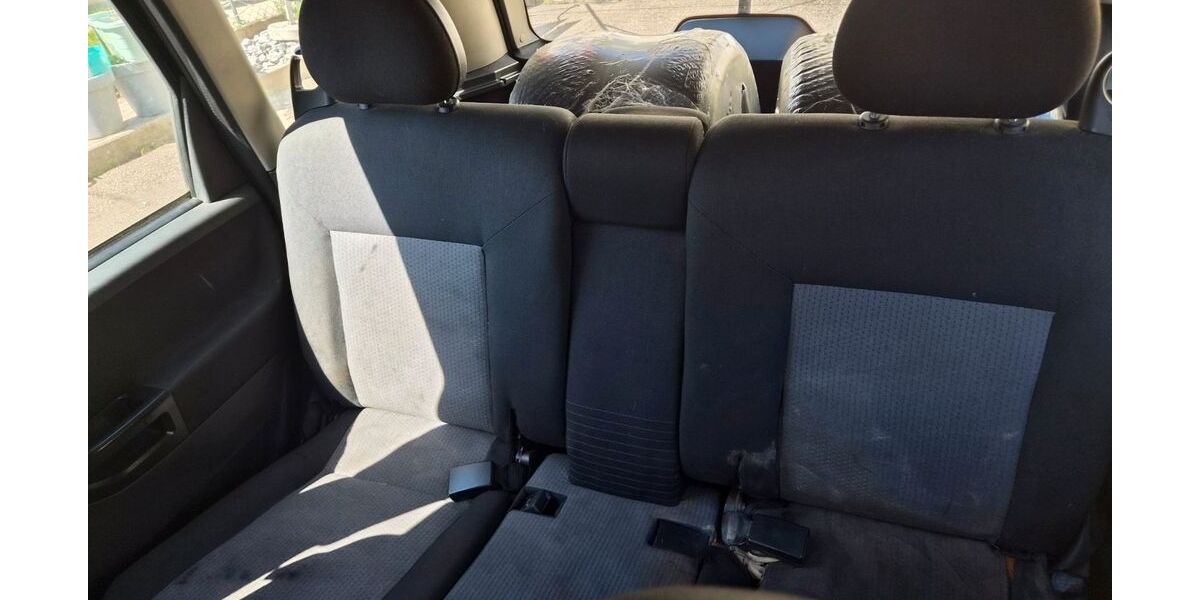 Opel Meriva 212.300 km 850 &euro; Lauffen 74348