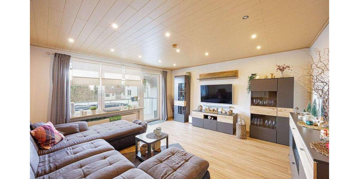 Etagenwohnung Sachsenheim Kleinsachsenheim - 4 Zimmer, 82 m&sup2;, 329.000&euro; | Angebot:24748136