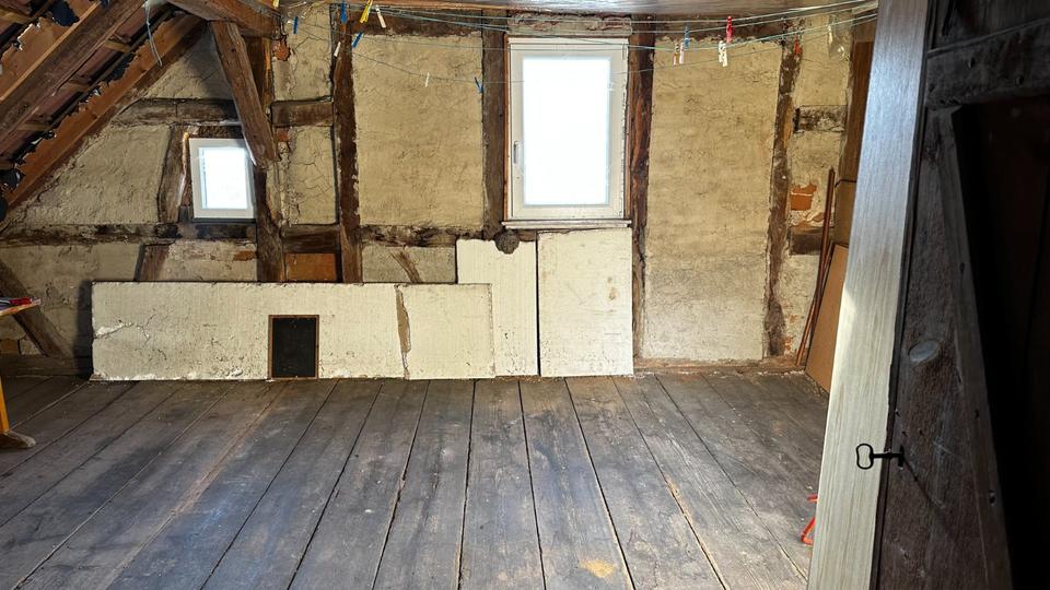 Zweifamilienhaus mit Potenzial in Öhringen-Michelbach - prov.frei 6 zimmer