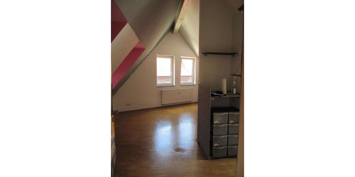 Etagenwohnung Mosbach - 1 Zimmer, 32 m&sup2;, 270&euro; | Angebot:26890934