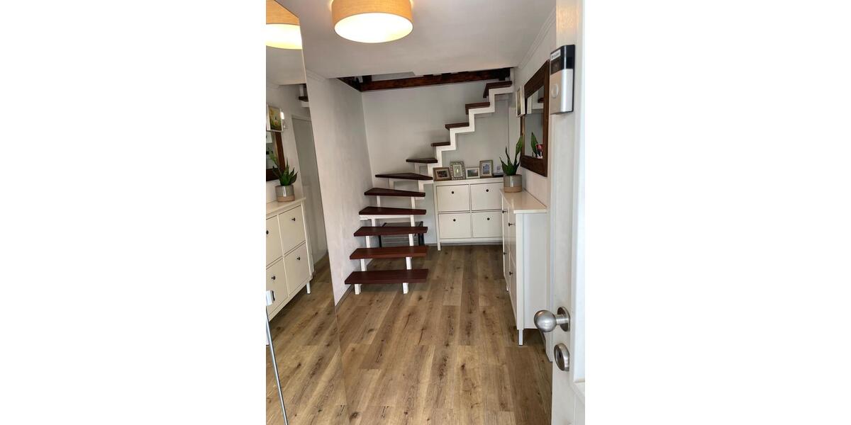 Doppelhaushälfte Lauffen am Neckar - 2.5 Zimmer, 65 m&sup2;, 1.095&euro; | Angebot:25723186