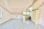 Dachgeschoßwohnung Markgröningen - 3 Zimmer, 76 m&sup2;, 912&euro; | Angebot:26695949