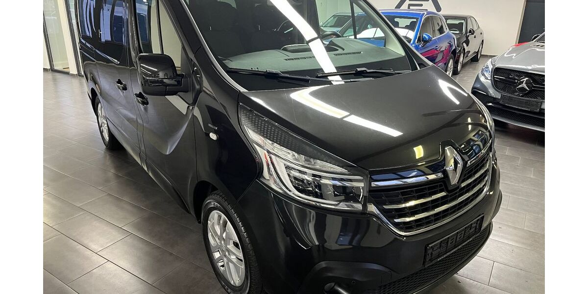 Renault Trafic 66.512 km 29.999 &euro; Bietigheim-Bissingen 74321