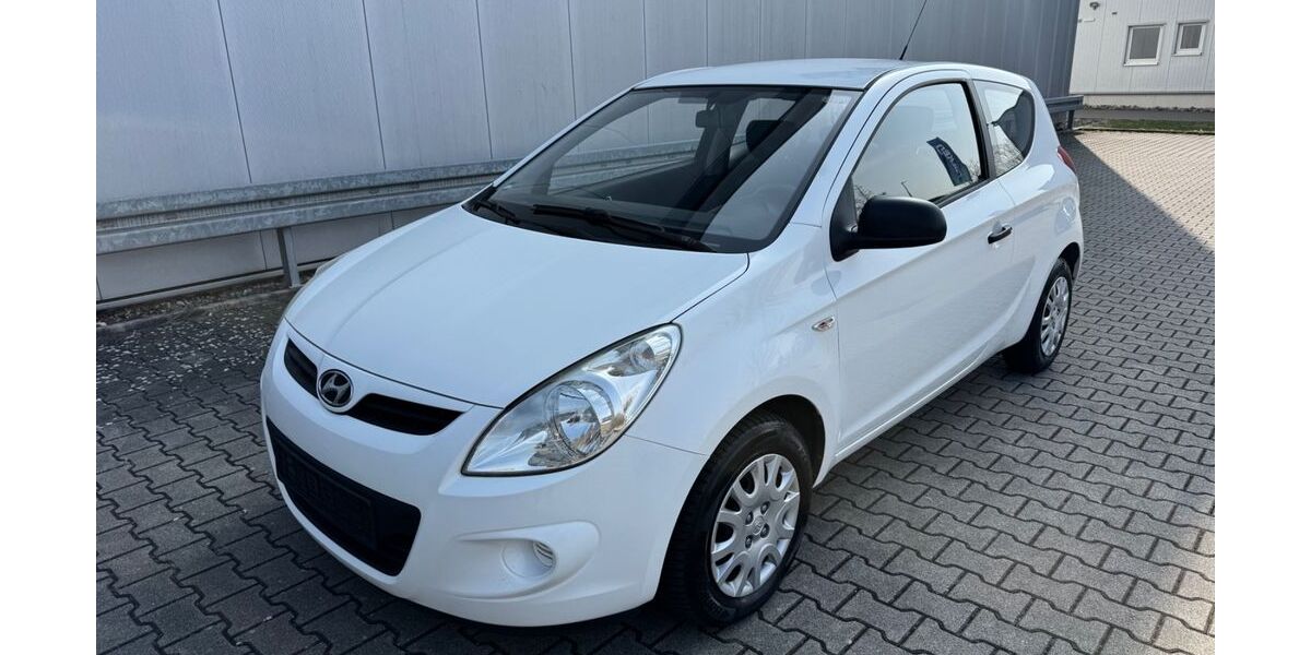 Hyundai i20 189.000 km 2.750 &euro; Backnang 71522