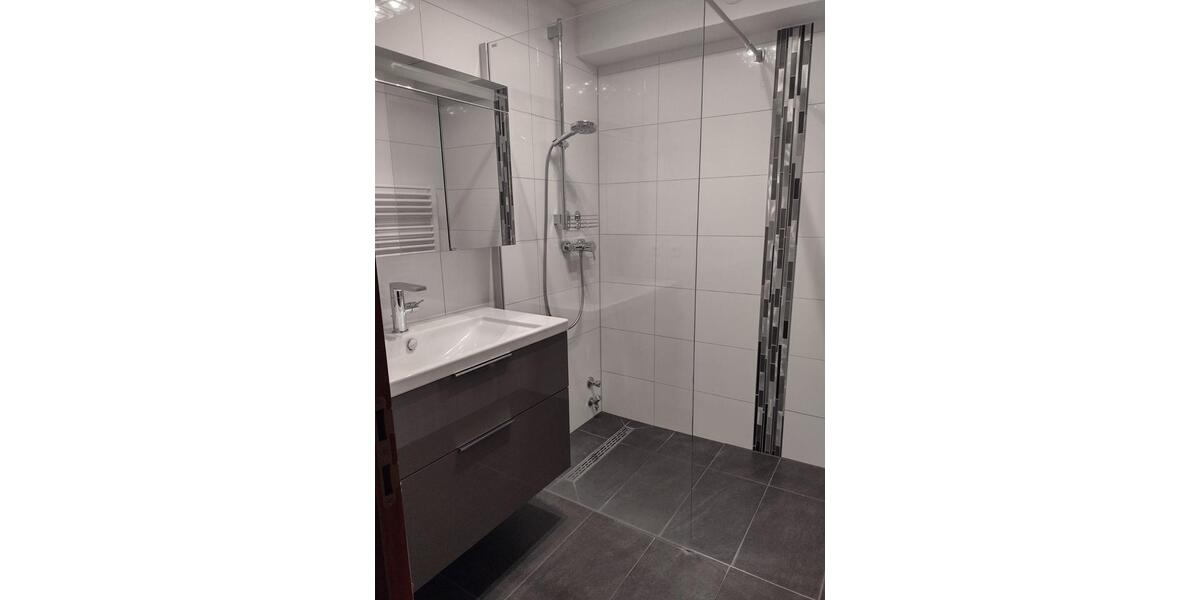 Helle 2 ½ Zimmer Wohnung mit Penthouse-Feeling 2.5 zimmer