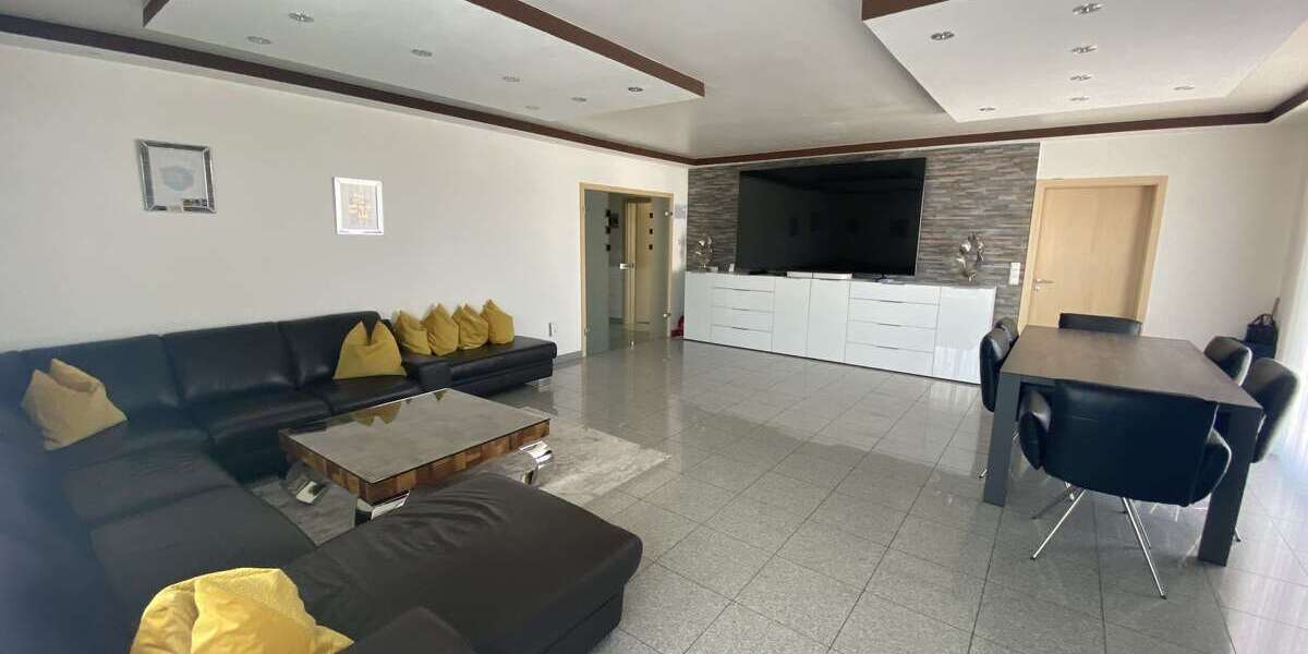 Etagenwohnung Schwaigern - 6 Zimmer, 195 m&sup2;, 520.000&euro; | Angebot:26691509