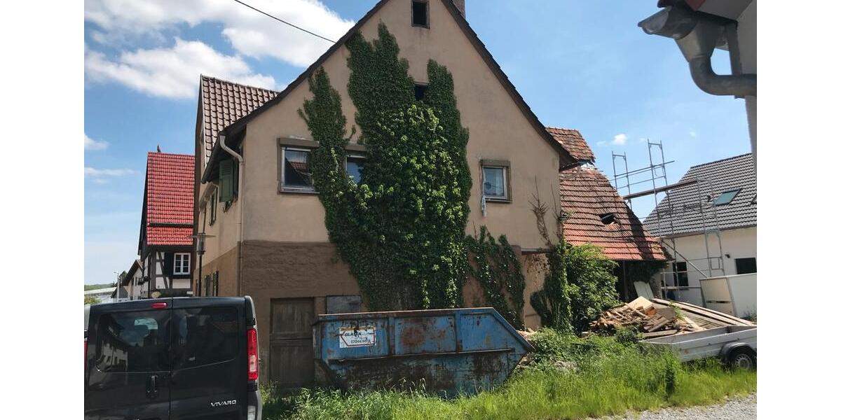 Doppelhaushälfte Vaihingen an der Enz - 3 Zimmer, 250 m&sup2;, 220.000&euro; | Angebot:27144959