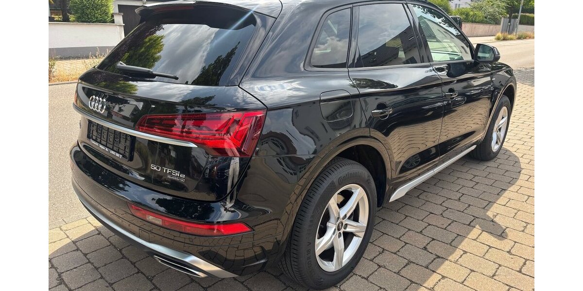 Audi Q5 50 TFSI e quattro S line 127.500 km 25.990 &euro; Neckarsulm 74172