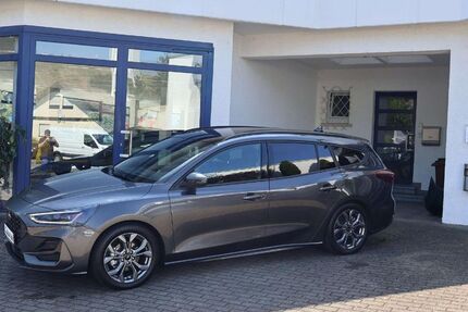 Ford Focus 13.350 km 25.880 &euro; Besigheim 74354