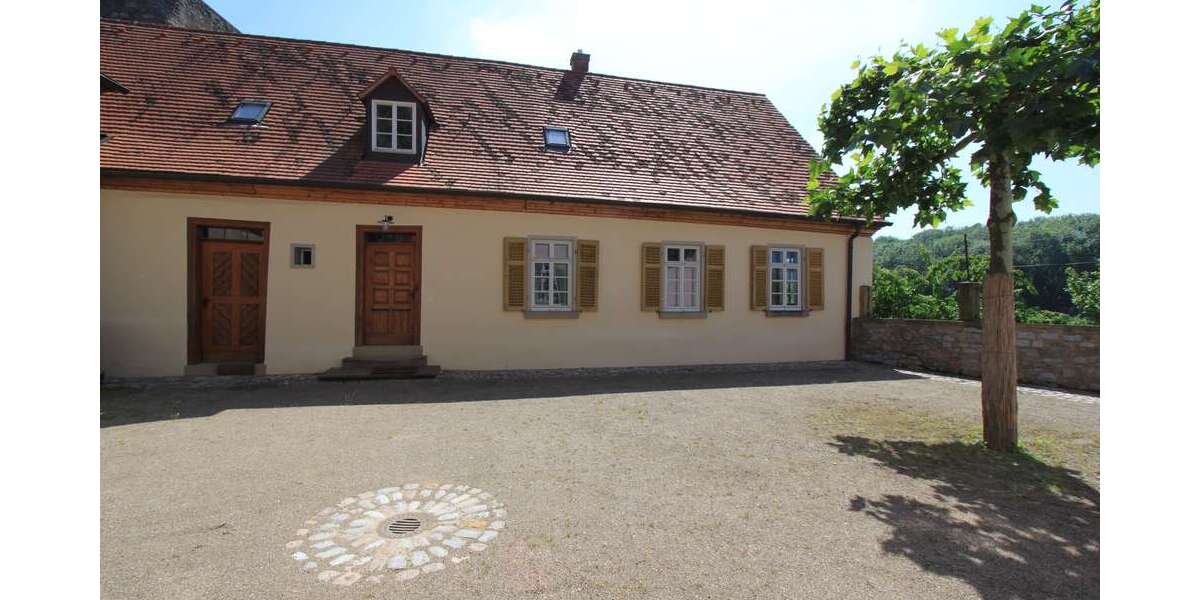 Einfamilienhaus Bad Wimpfen - 9 Zimmer, 252 m&sup2;, 1.950&euro; | Angebot:19368526