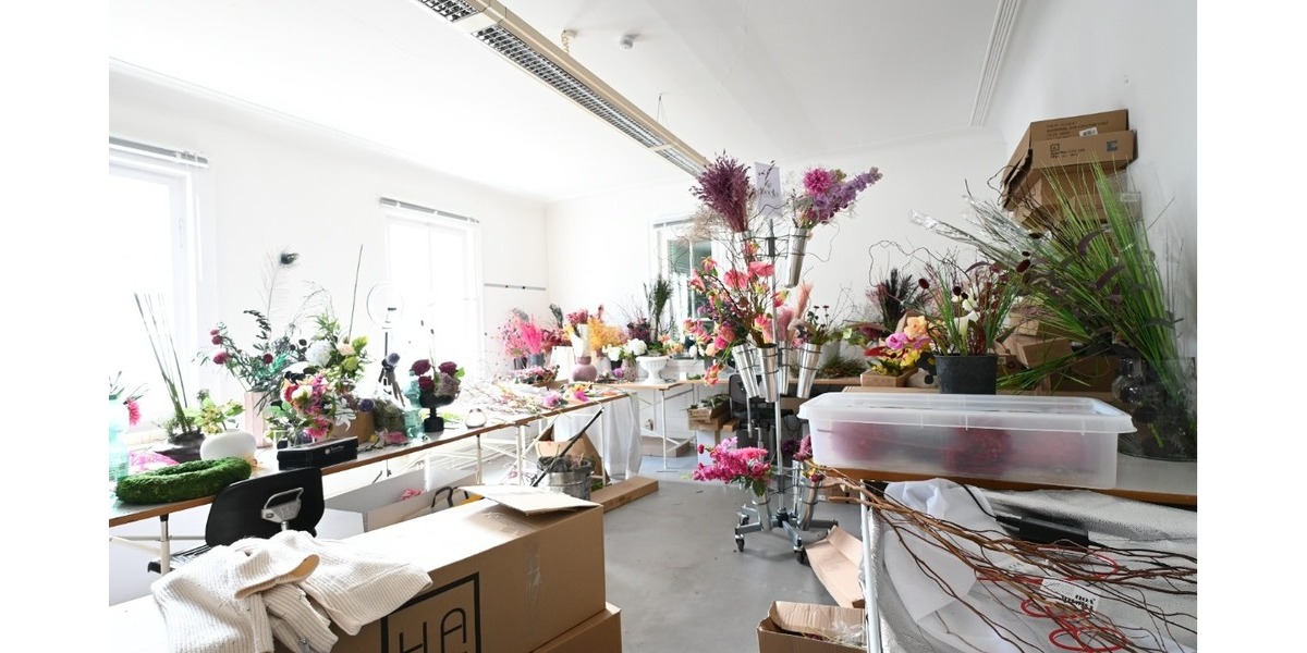 Wohnung, derzeit als Büro genutzt, im ersten OG in Vaihingen zu verkaufen. - Erdgeschoßwohnung Vaihingen Vaihingen-Stadt | Angebot:26292390