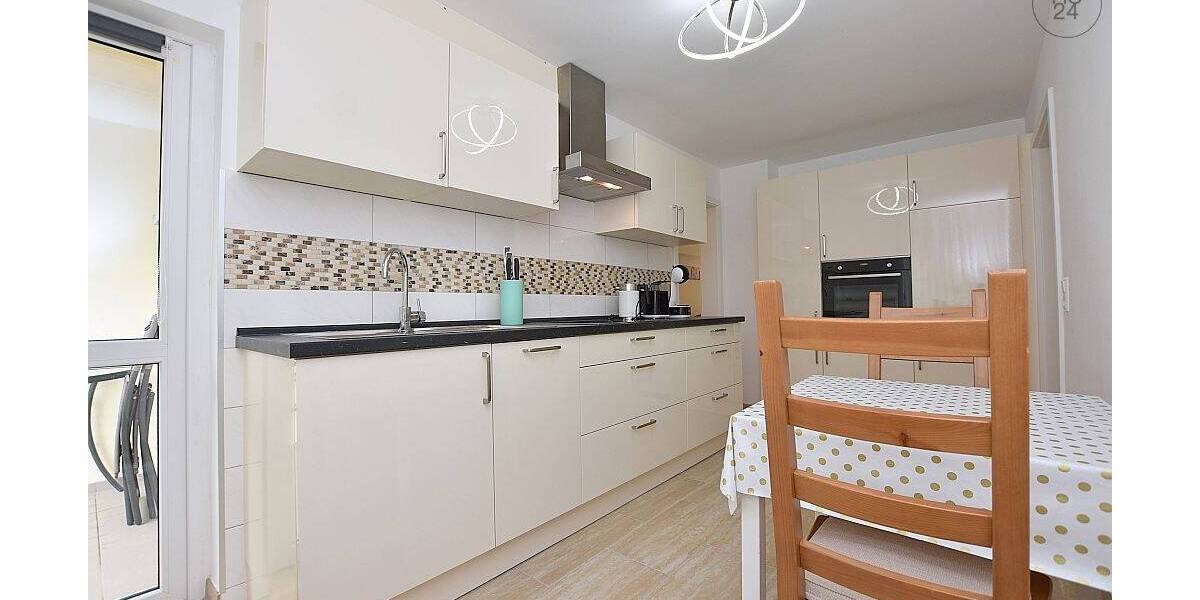 Etagenwohnung Backnang - 2 Zimmer, 60 m&sup2;, 1.150&euro; | Angebot:25742826