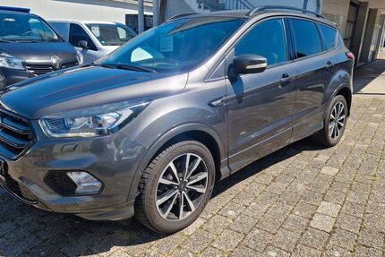 Ford Kuga 133.000 km 12.900 &euro; Ludwigsburg 71634