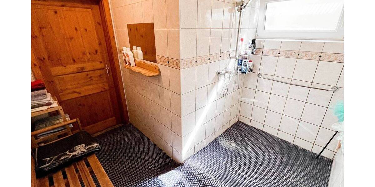 Einfamilienhaus Pfedelbach - 7 Zimmer, 180 m&sup2;, 619.000&euro; | Angebot:26752466