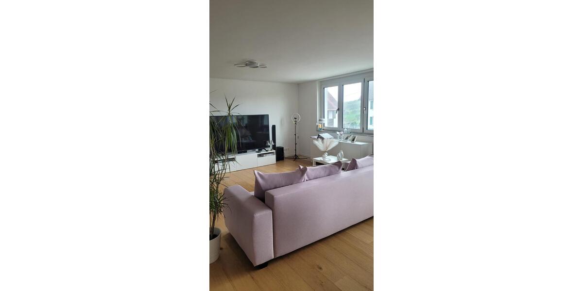 Maisonettenwohnung Sachsenheim - 4 Zimmer, 142 m&sup2;, 1.300&euro; | Angebot:26124261