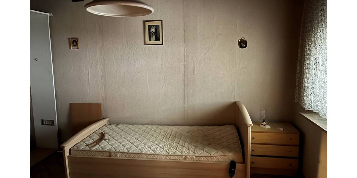 Mehrfamilienhaus, Wohnhaus Billigheim - 5 Zimmer, 90 m&sup2;, 155.000&euro; | Angebot:25999684