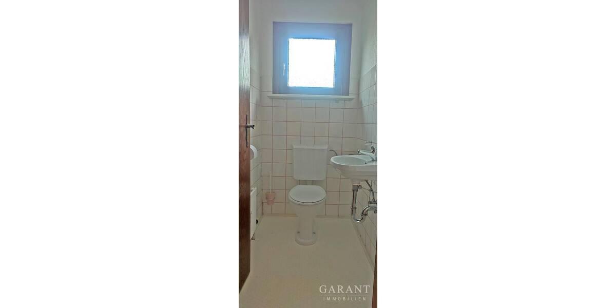 Etagenwohnung Sinsheim Hilsbach - 4 Zimmer, 115 m&sup2;, 1.200&euro; | Angebot:26751914