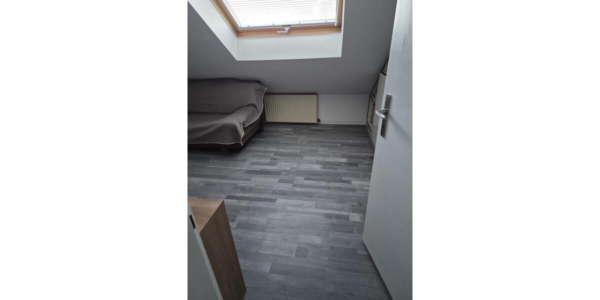 Dachgeschoßwohnung Bad Rappenau - 2.5 Zimmer, 60 m&sup2;, 750&euro; | Angebot:26335042