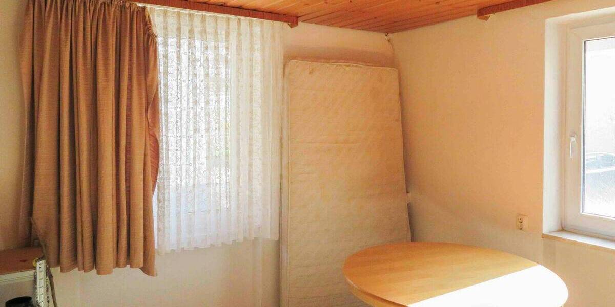 Einfamilienhaus Eppingen Elsenz - 1 Zimmer, 210 m&sup2;, 145.000&euro; | Angebot:26643491