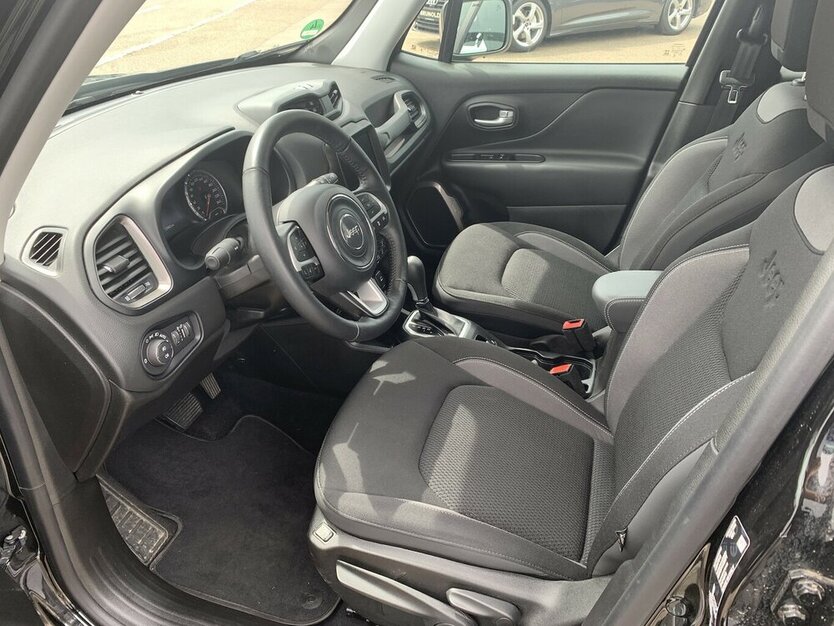 Jeep Renegade 1.5 Mild-Hybrid Automatik Limited 13.800 km 21.900 € Backnang, 71522