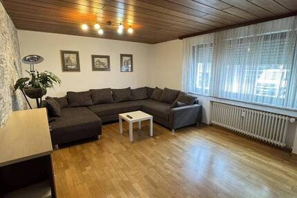 Leerstehende 4 Zimmer-Wohnung in zentraler Lage von Markgröningen