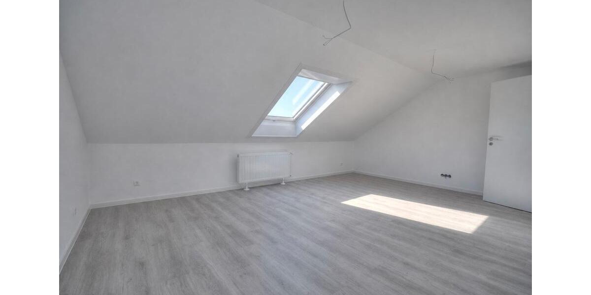 Dachgeschoßwohnung Heilbronn Böckingen - 4 Zimmer, 85 m&sup2;, 1.190&euro; | Angebot:26588248