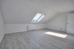 Dachgeschoßwohnung Heilbronn Böckingen - 4 Zimmer, 85 m&sup2;, 1.190&euro; | Angebot:26588248