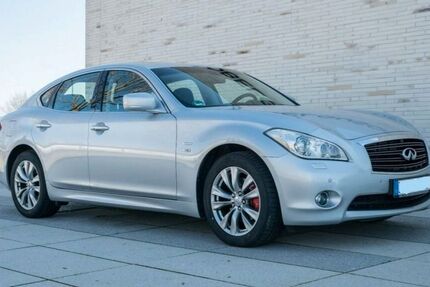 INFINITI M30 171.000 km 11.998 € Heilbronn 74074
