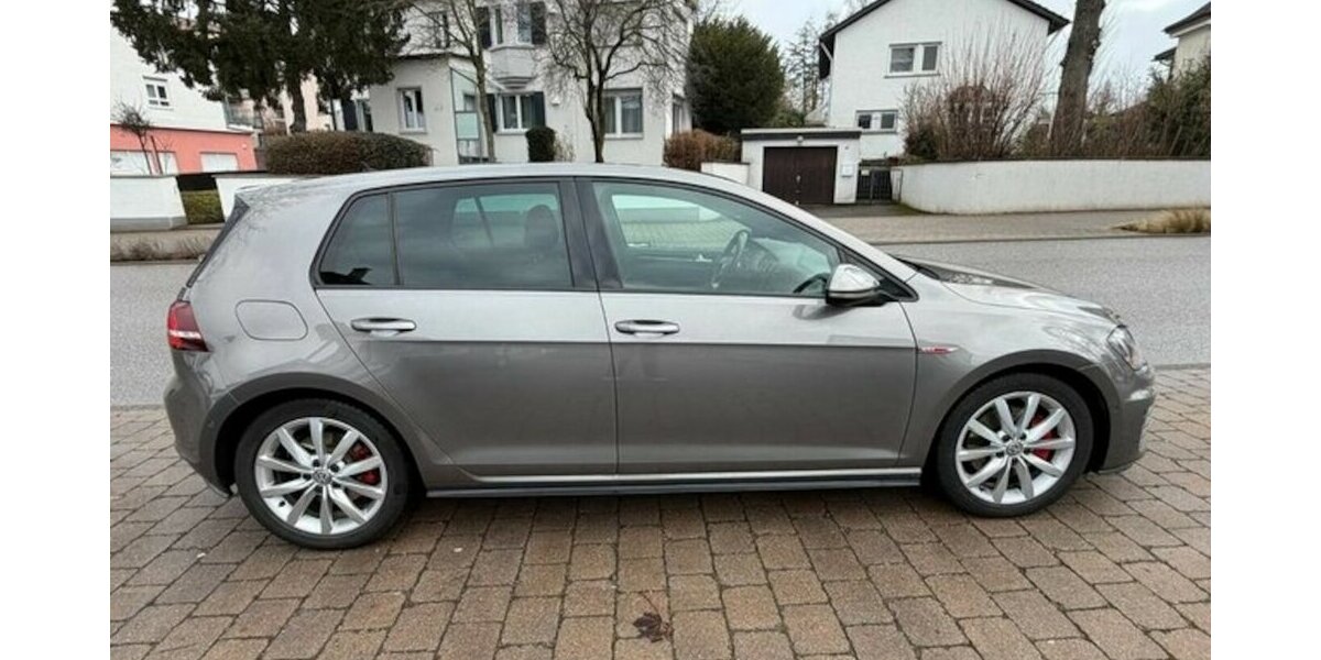 VW Golf VII Lim. GTI BMT Kamera ABT 300 PS 198.000 km 12.490 &euro; Neckarsulm 74172