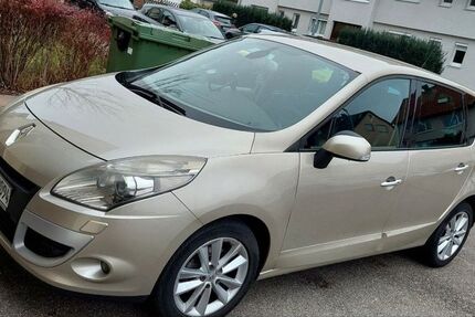 Renault Scenic 125.561 km 5.500 &euro; Ludwigsburg 71638
