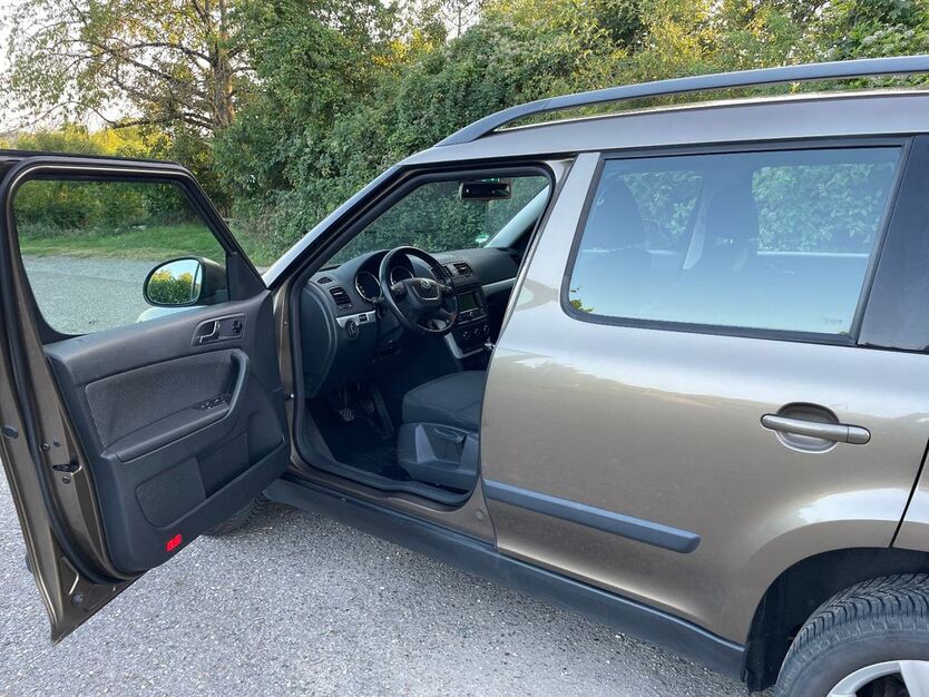 Skoda Yeti 169.000 km 5.500 € Illingen 75428