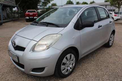 Toyota Yaris 156.388 km 3.495 &euro; Bad Rappenau 74906
