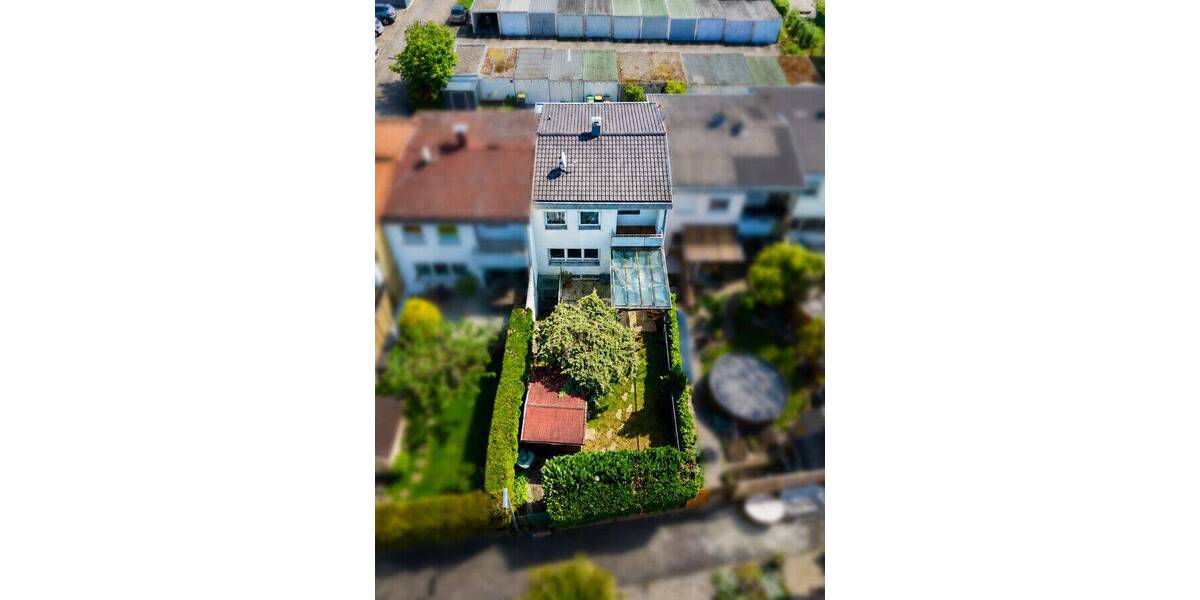 Reihenmittelhaus Sachsenheim / Kleinsachsenheim Kleinsachsenheim - 4 Zimmer, 103 m&sup2;, 395.000&euro; | Angebot:26904091