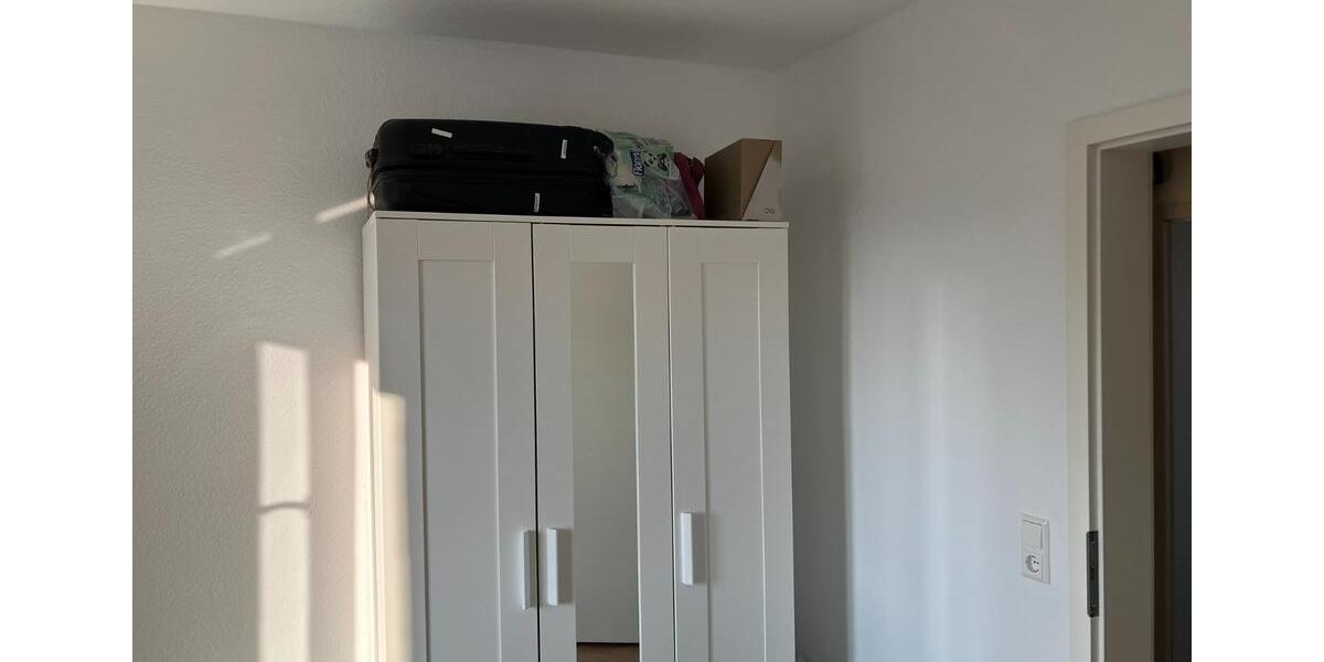 Etagenwohnung Ludwigsburg Eglosheim - 1 Zimmer, 12 m&sup2;, 585&euro; | Angebot:25273388