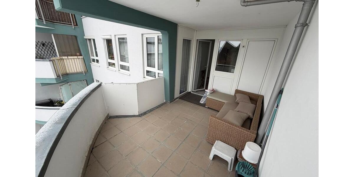 Helle 2ZKB, ca. 58m², Panorama-Balkon + TG-Stellplatz 1 zimmer