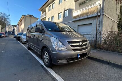 Hyundai H-1 Starex