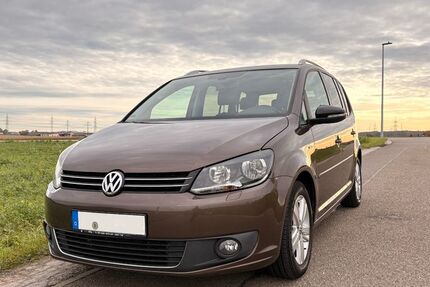 VW Touran 105.000 km 10.900 &euro; Pleidelsheim 74385