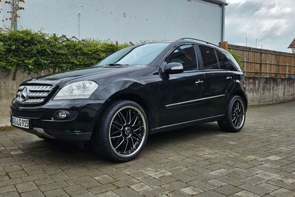 Mercedes-Benz ML 320 253.000 km 8.100 &euro; Sachsenheim 74343