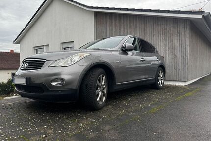 INFINITI EX 37